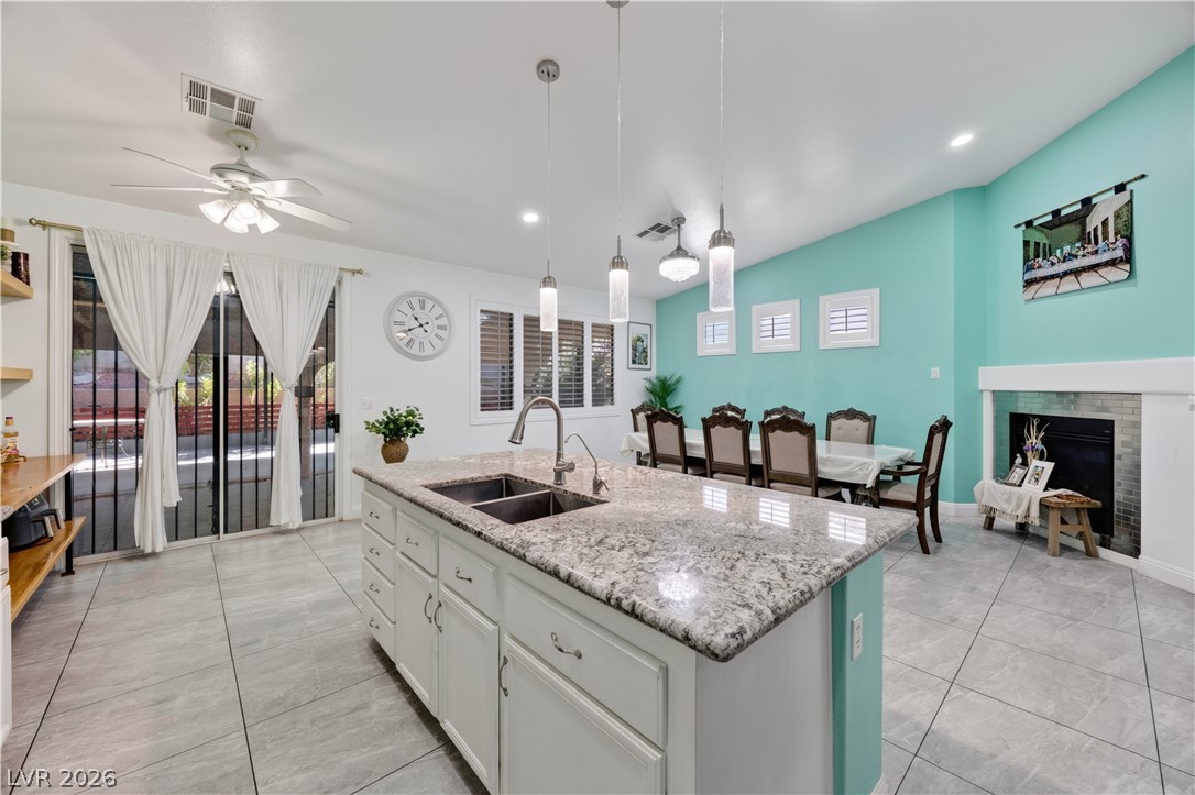 1498 Mount Hood Street Las Vegas NV 89110