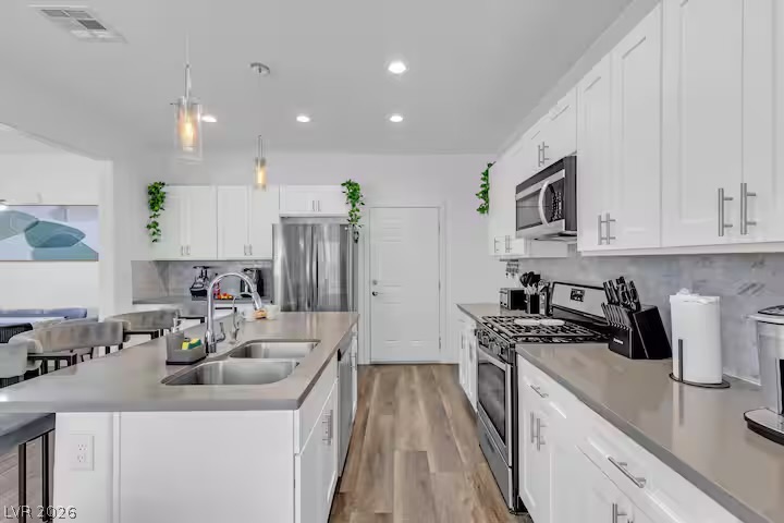 2713 Concord Street North Las Vegas NV 89030