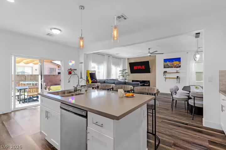 2713 Concord Street North Las Vegas NV 89030