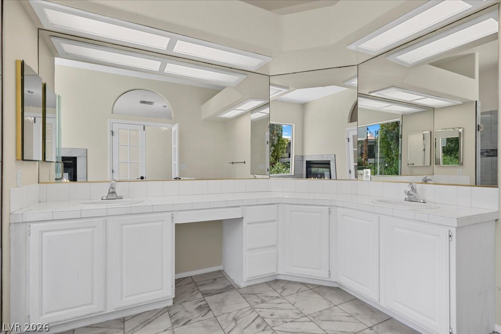 2071 Sutton Way Henderson NV 89074