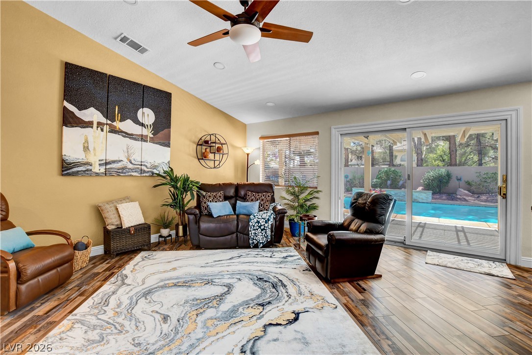 10005 Sail Landing Court Las Vegas NV 89117