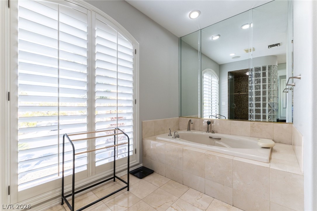 3137 Beach View Court Las Vegas NV 89117