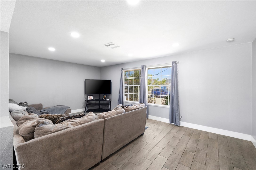 6213 Anaconda Street Las Vegas NV 89108
