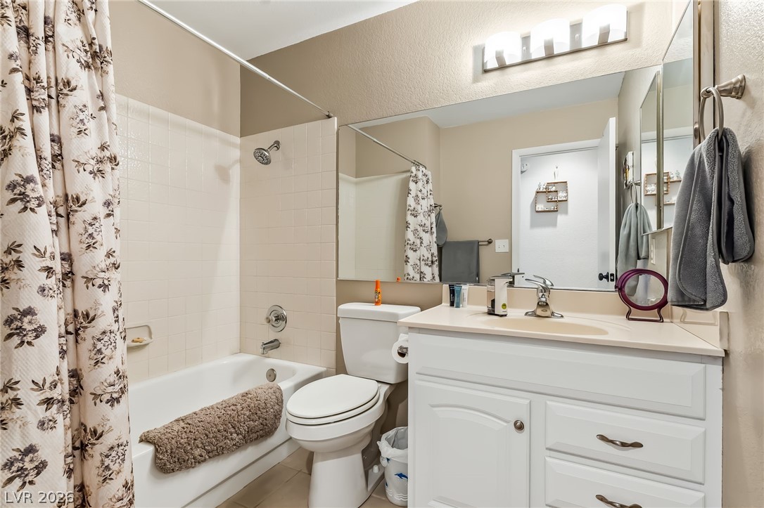 2136 Pebble Creek Lane Laughlin NV 89029