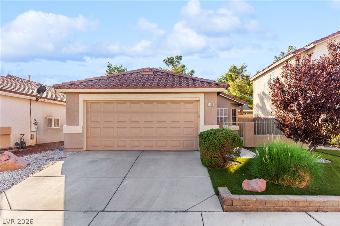 5909 Silver Heights Street Las Vegas NV 89130