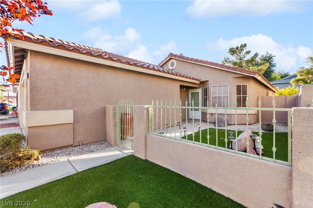 5909 Silver Heights Street Las Vegas NV 89130
