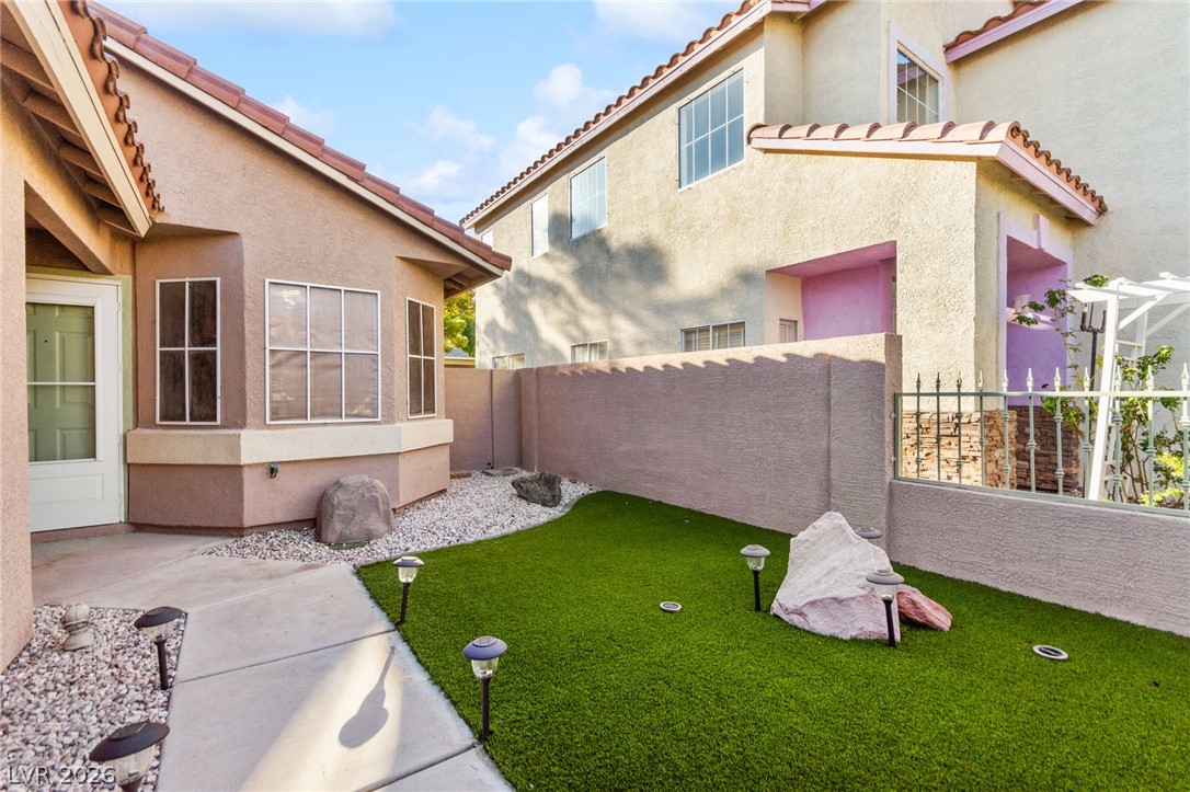 5909 Silver Heights Street Las Vegas NV 89130