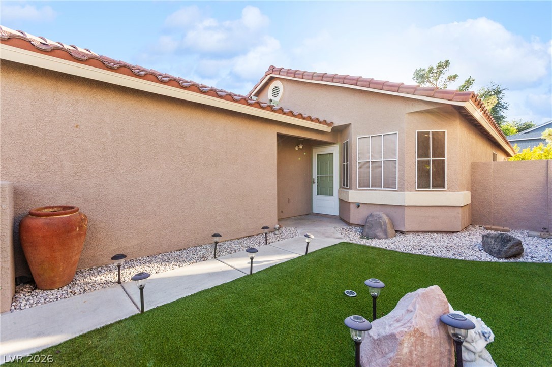 5909 Silver Heights Street Las Vegas NV 89130