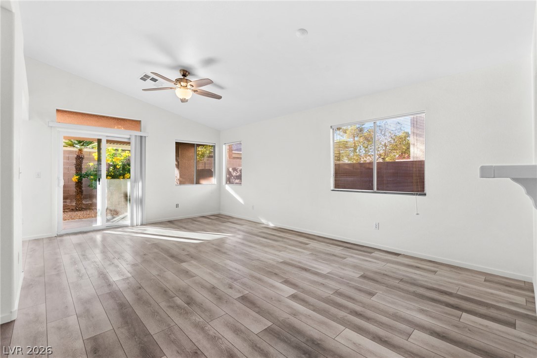 5909 Silver Heights Street Las Vegas NV 89130
