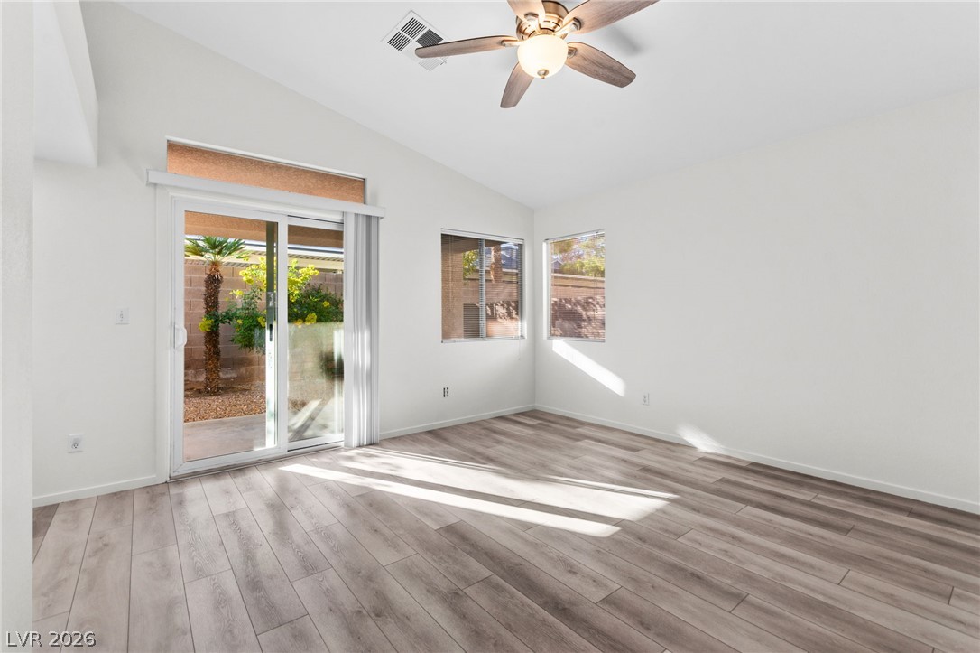 5909 Silver Heights Street Las Vegas NV 89130
