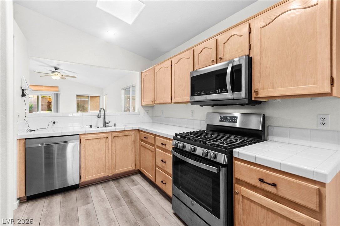 5909 Silver Heights Street Las Vegas NV 89130