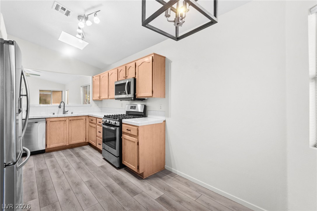 5909 Silver Heights Street Las Vegas NV 89130