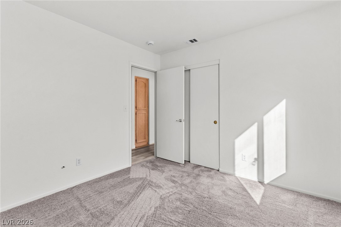 5909 Silver Heights Street Las Vegas NV 89130