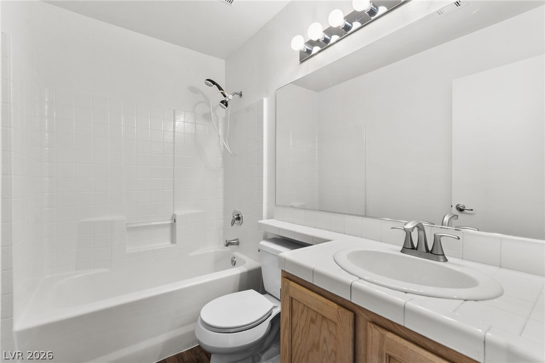 5909 Silver Heights Street Las Vegas NV 89130