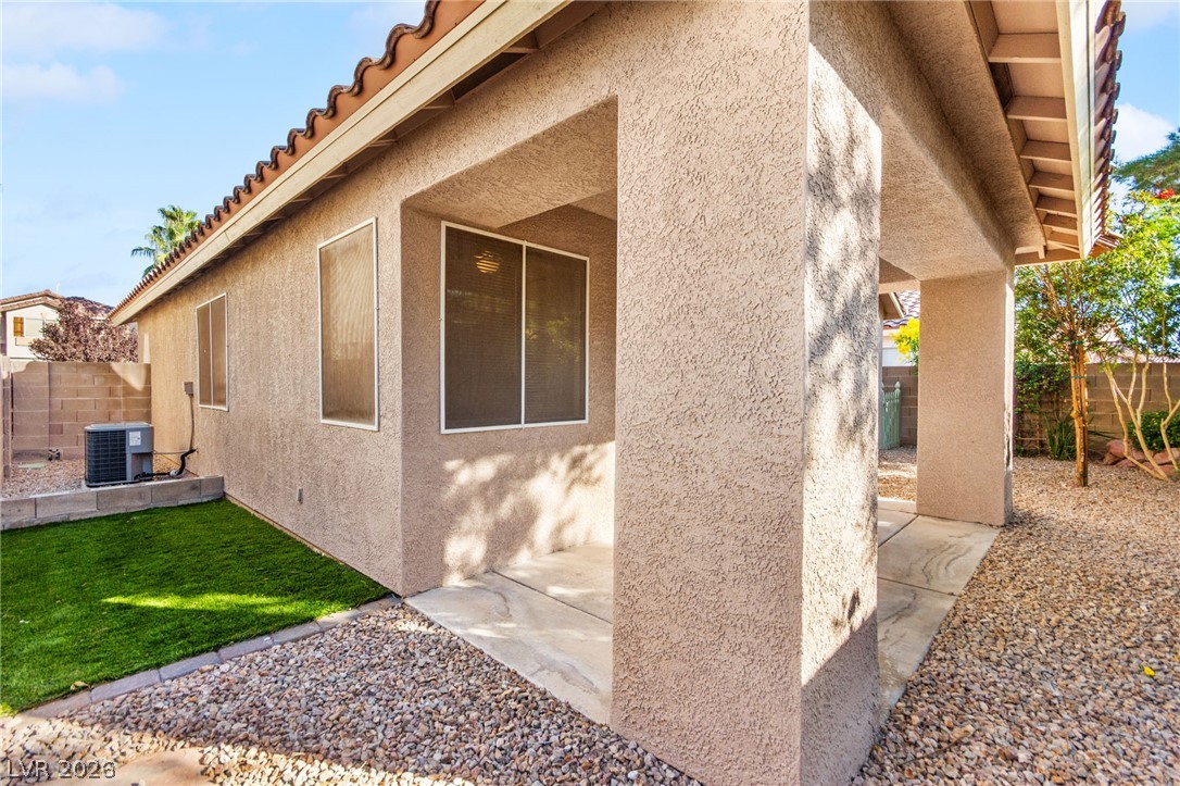 5909 Silver Heights Street Las Vegas NV 89130