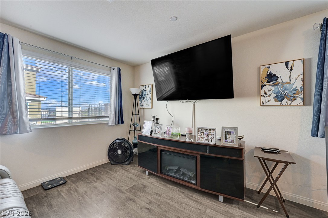 6804 Satin Silver Court North Las Vegas NV 89086