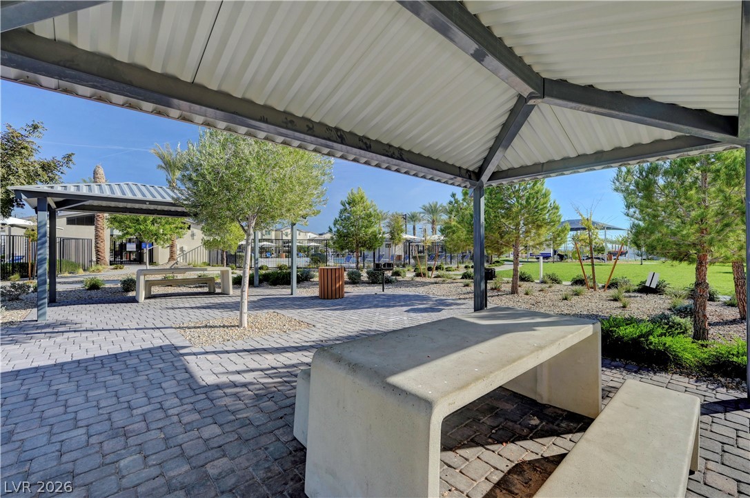 6804 Satin Silver Court North Las Vegas NV 89086