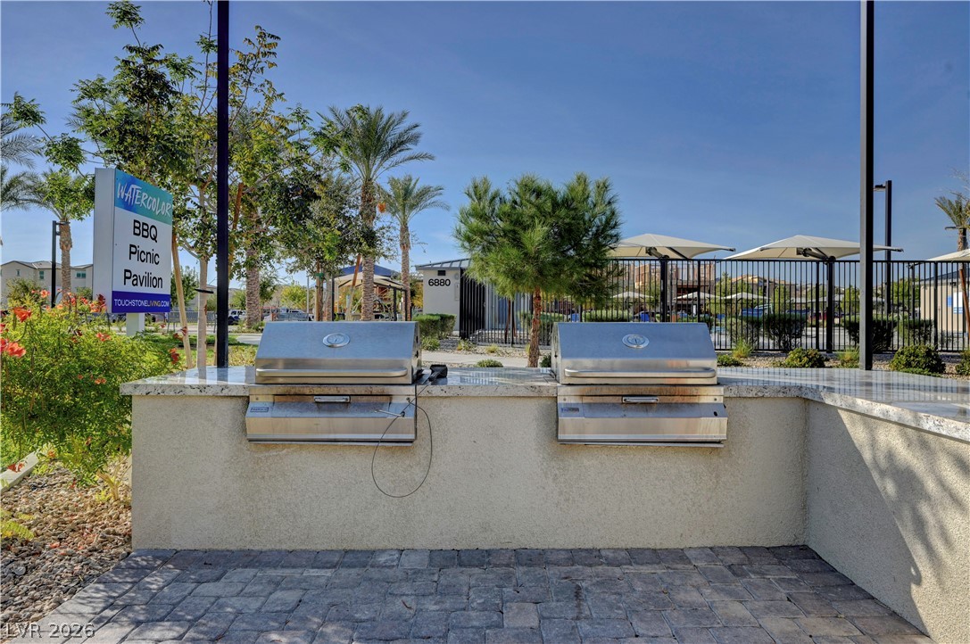6804 Satin Silver Court North Las Vegas NV 89086