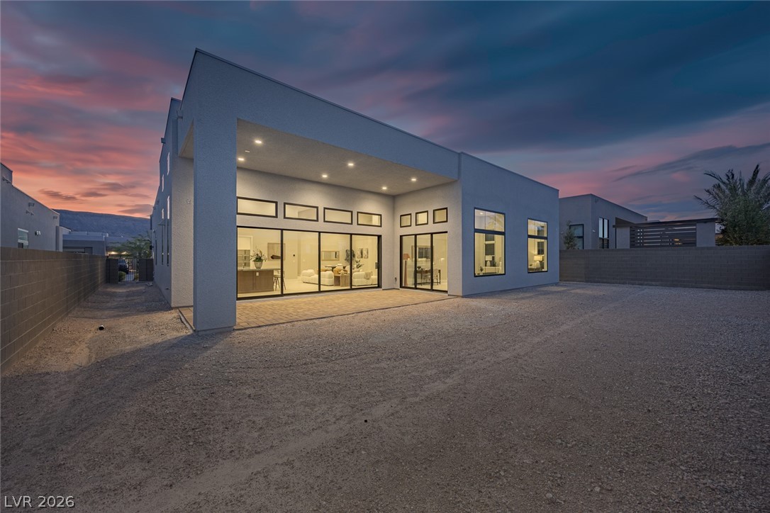 5064 High Hill Street Las Vegas NV 89135