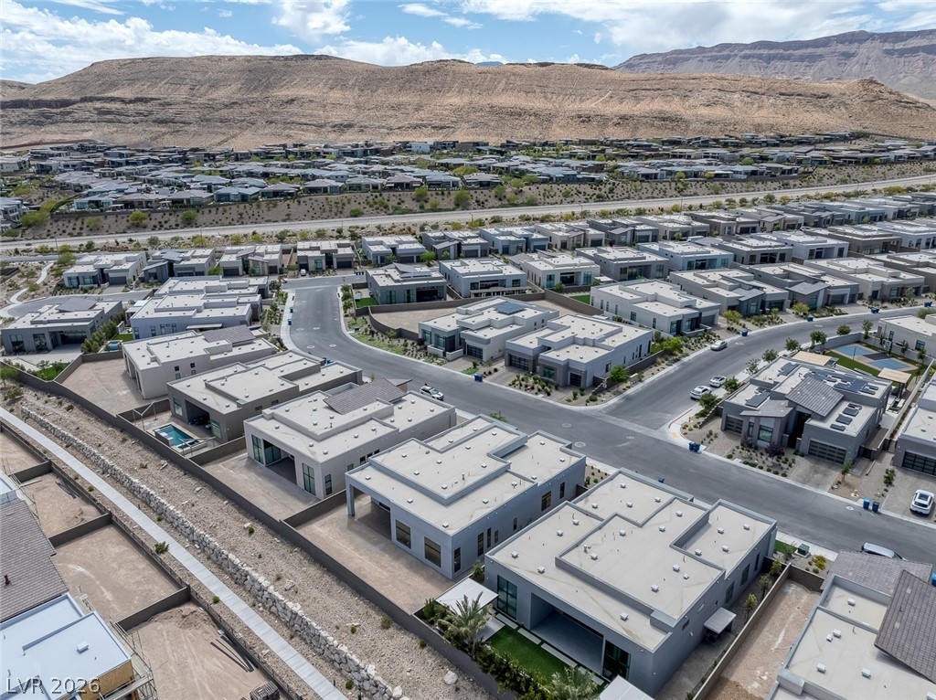 5064 High Hill Street Las Vegas NV 89135