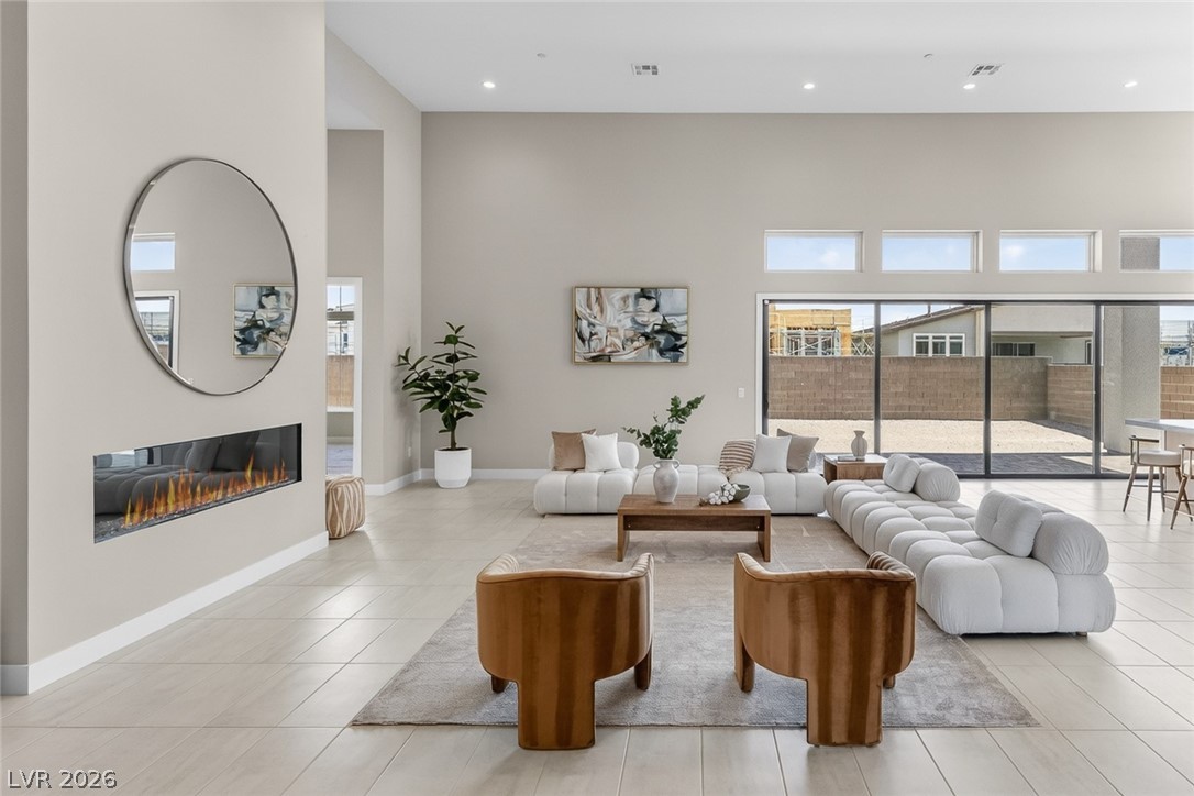5064 High Hill Street Las Vegas NV 89135