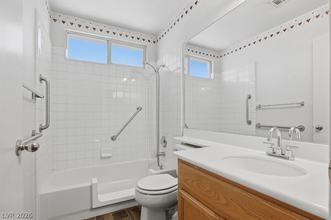 3744 Beacon Point Street Las Vegas NV 89129