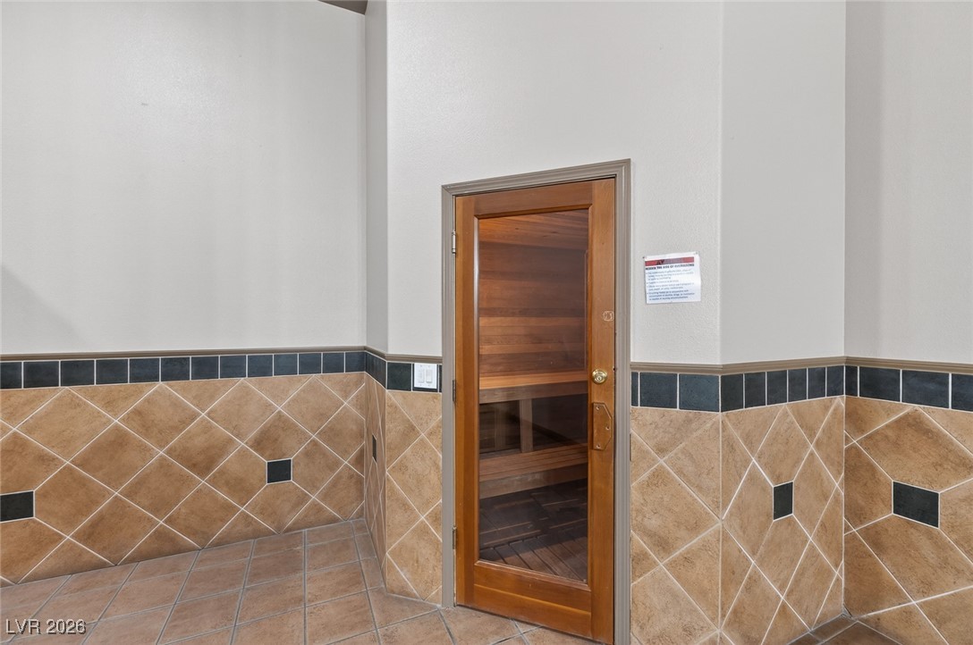 8061 Retriever Avenue Las Vegas NV 89147