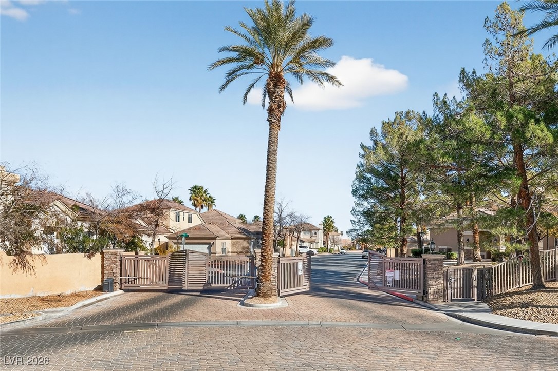 8061 Retriever Avenue Las Vegas NV 89147