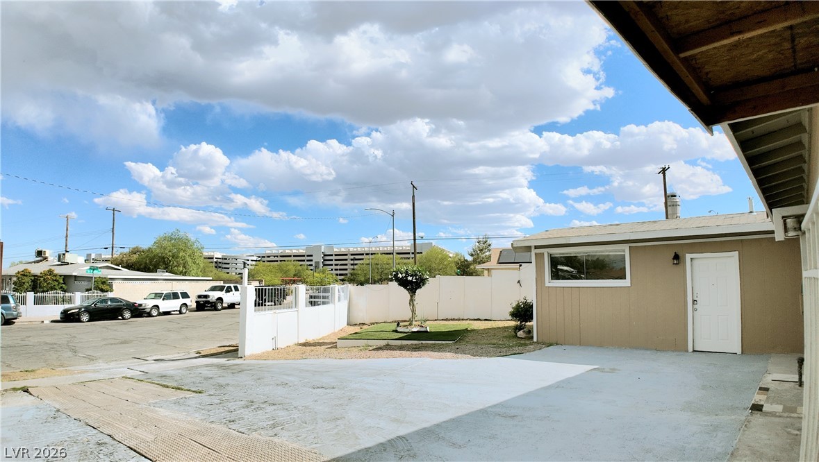 5463 Sir Monahan Street Las Vegas NV 89119