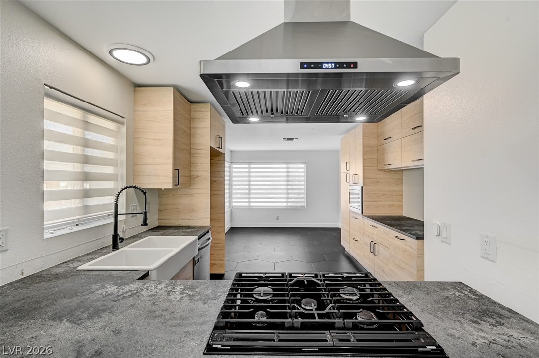 7128 Montcliff Avenue Las Vegas NV 89147