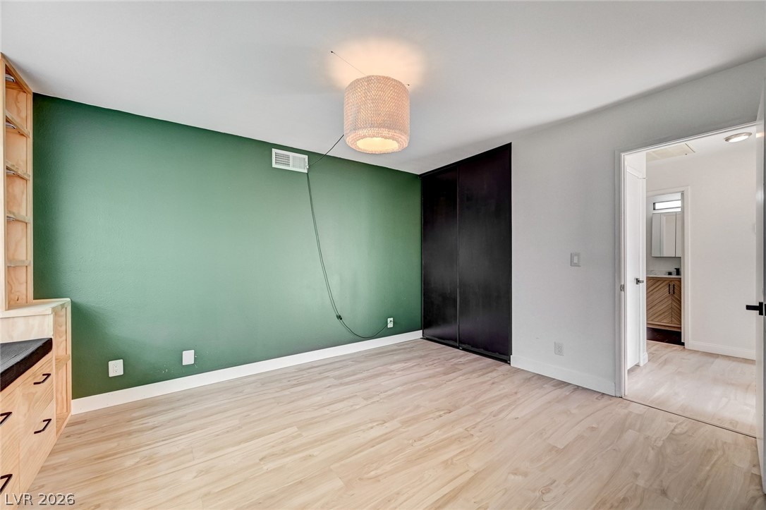 7128 Montcliff Avenue Las Vegas NV 89147