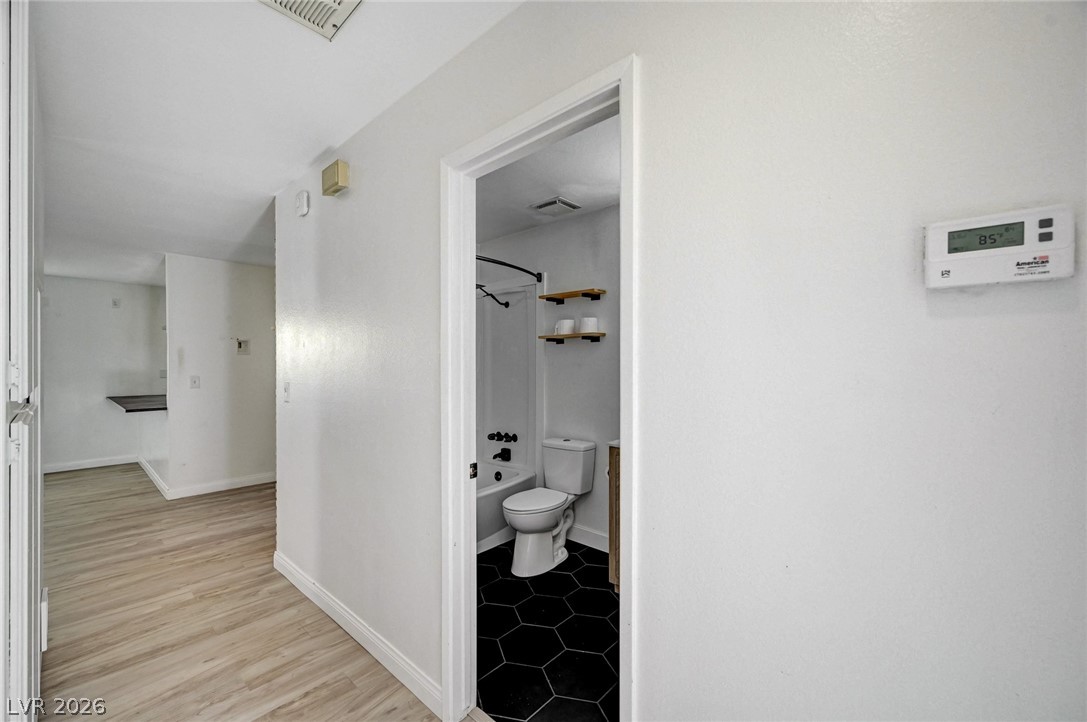 7128 Montcliff Avenue Las Vegas NV 89147