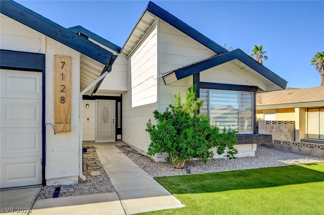 7128 Montcliff Avenue Las Vegas NV 89147