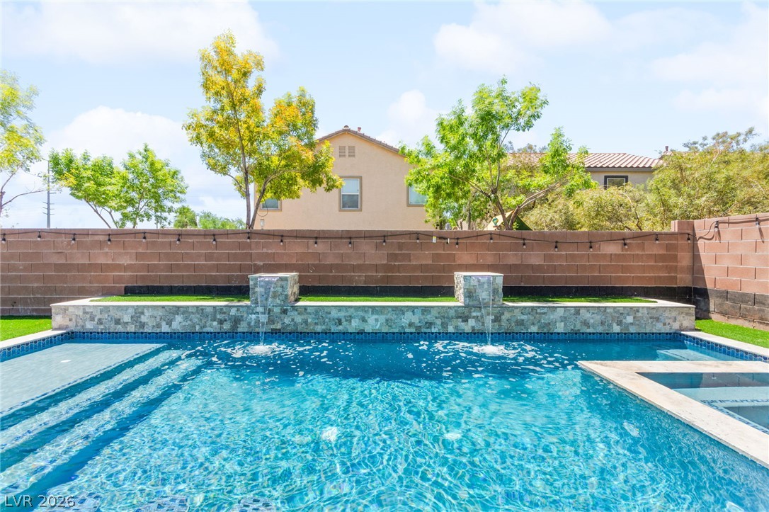2305 Cockatoo Drive North Las Vegas NV 89084