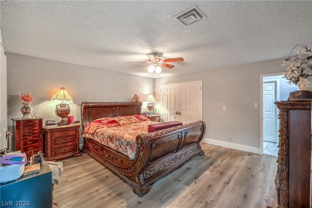 1963 Catalpa Trail Las Vegas NV 89108