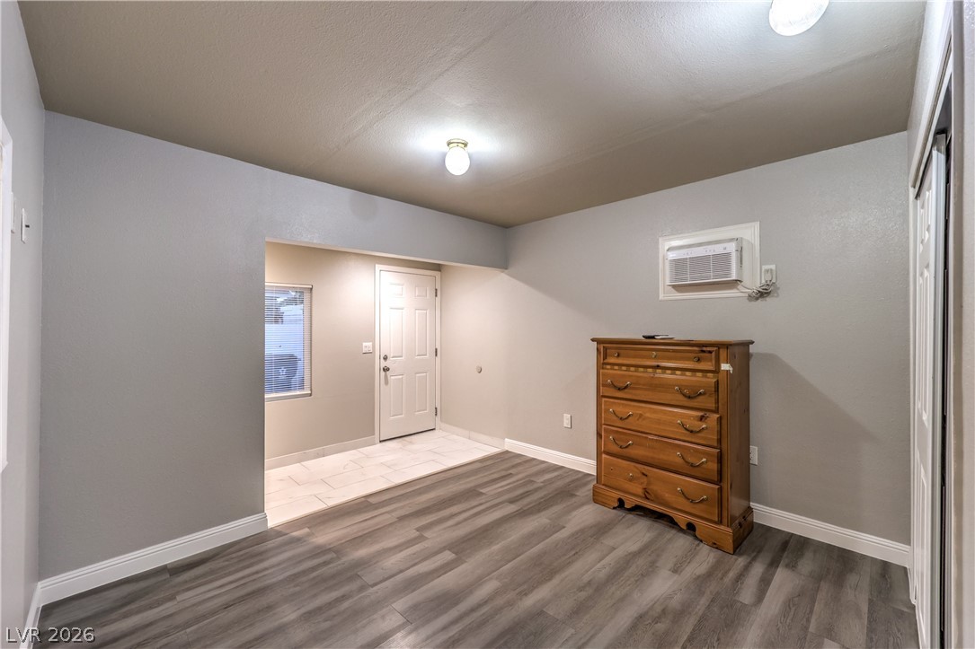 1963 Catalpa Trail Las Vegas NV 89108