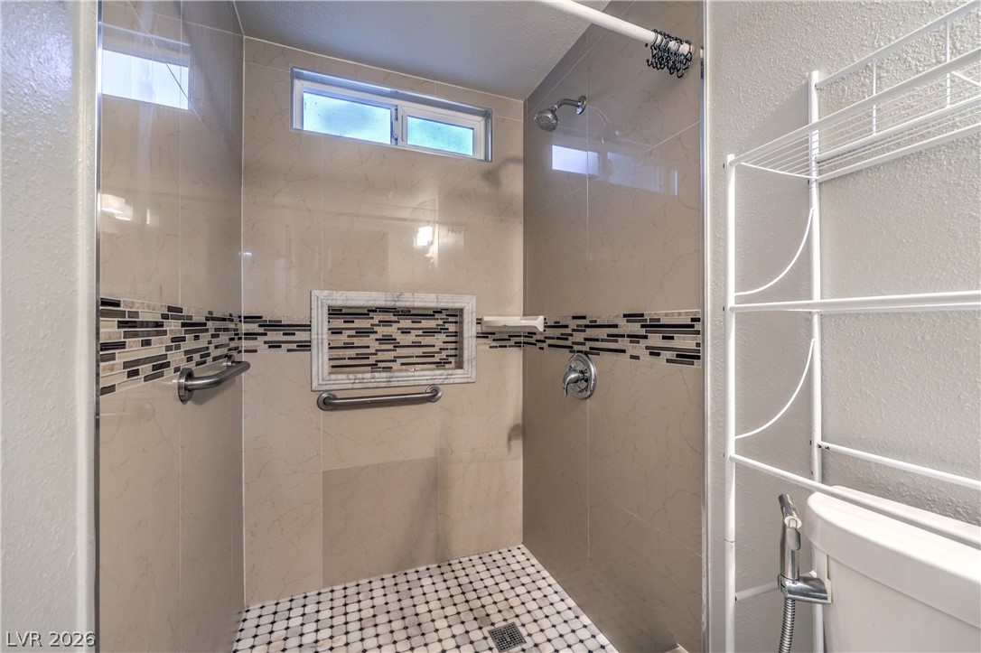 1963 Catalpa Trail Las Vegas NV 89108
