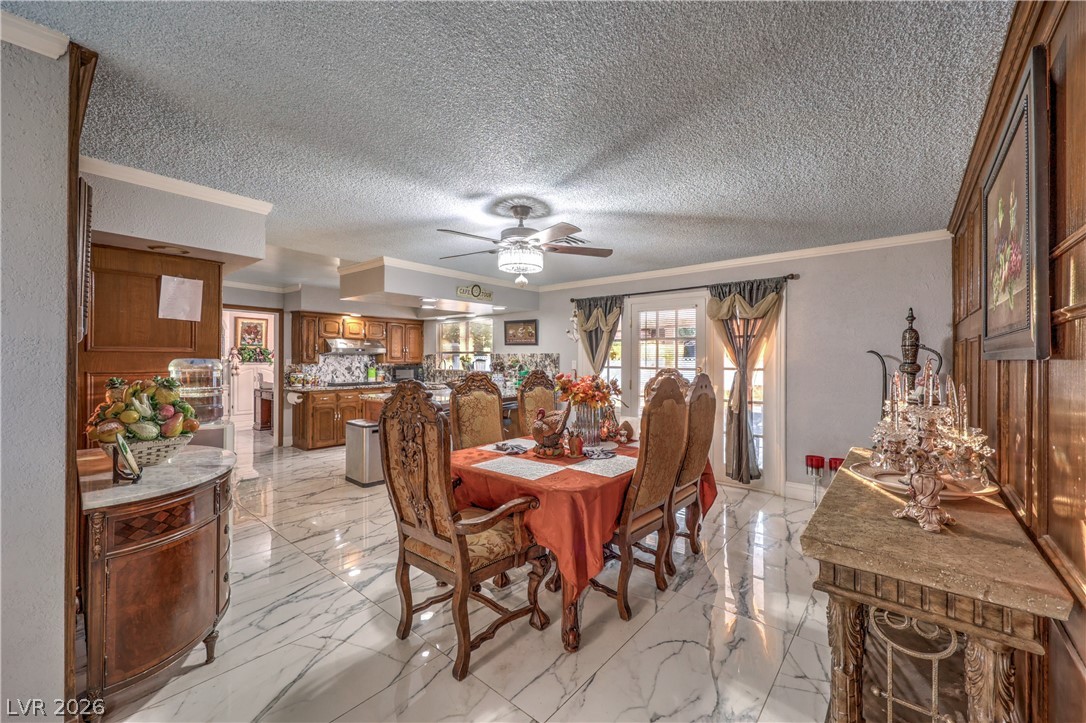 1963 Catalpa Trail Las Vegas NV 89108