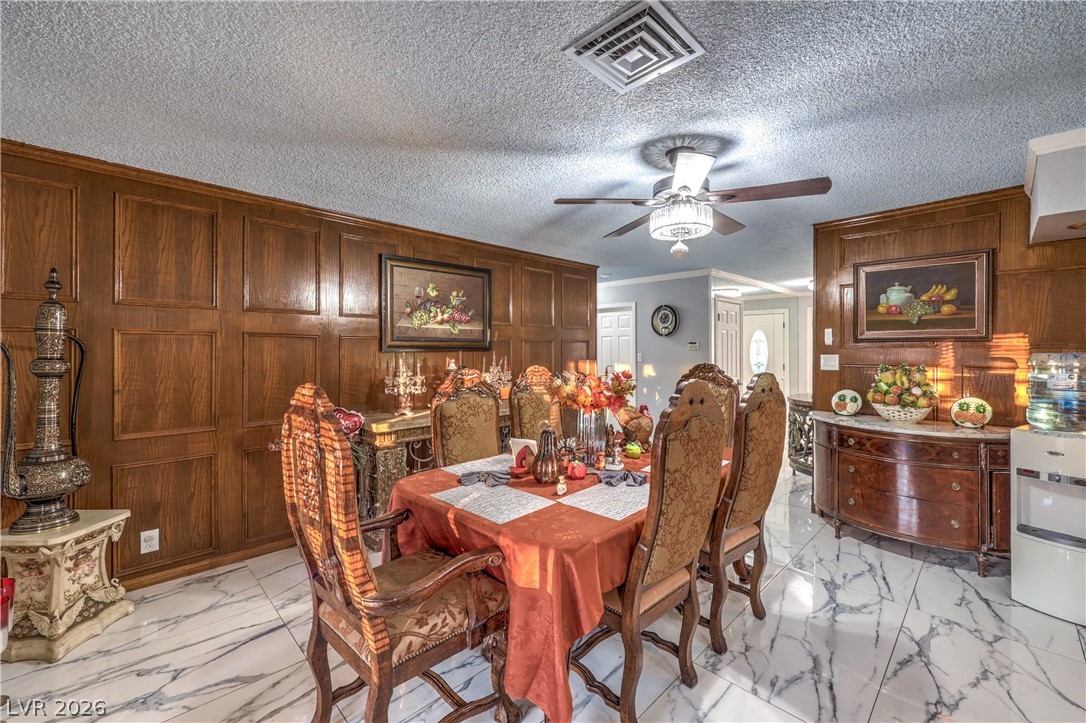1963 Catalpa Trail Las Vegas NV 89108