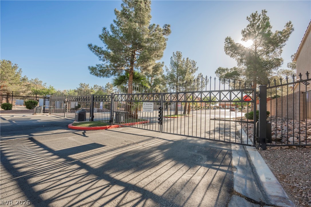 5473 Dungaree Street Las Vegas NV 89118