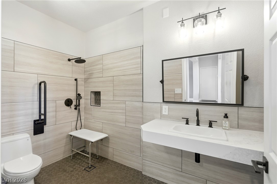 8834 Arroyo Azul Street Las Vegas NV 89131