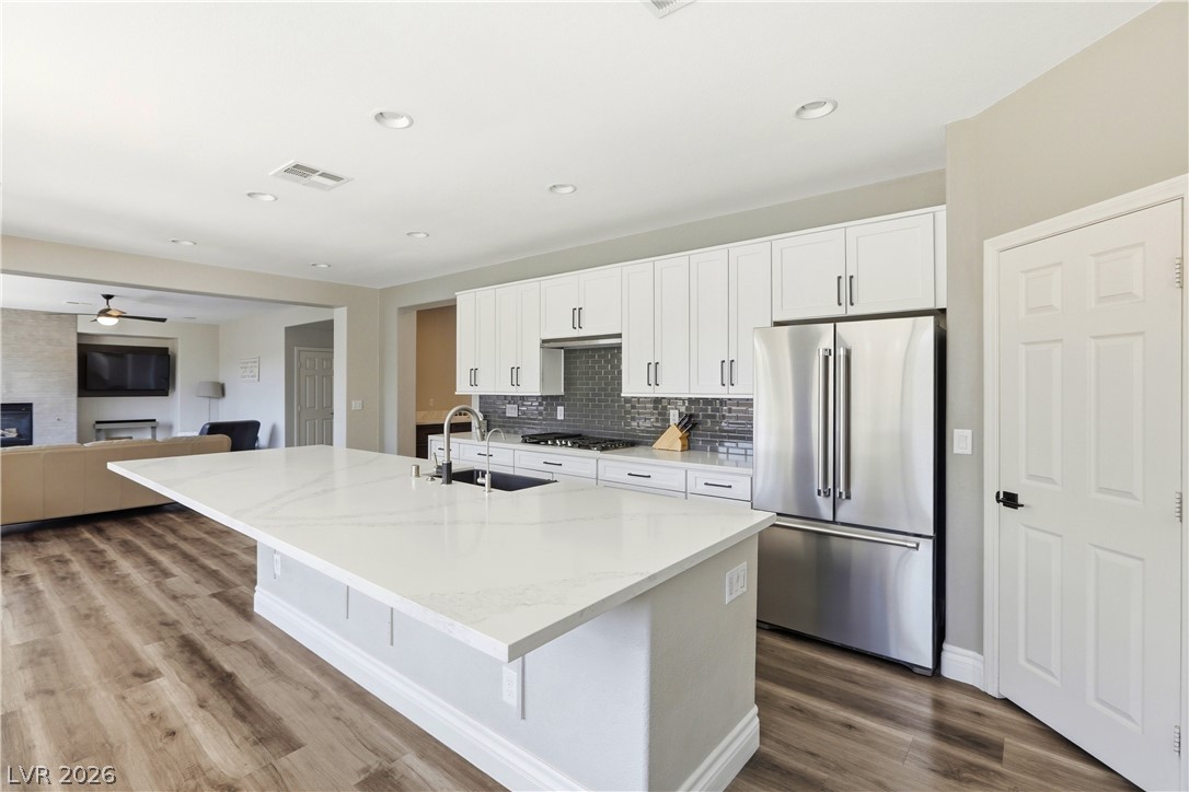 8834 Arroyo Azul Street Las Vegas NV 89131