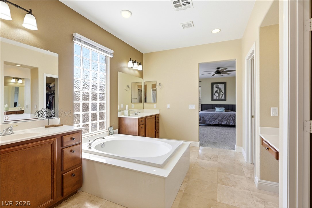 8834 Arroyo Azul Street Las Vegas NV 89131