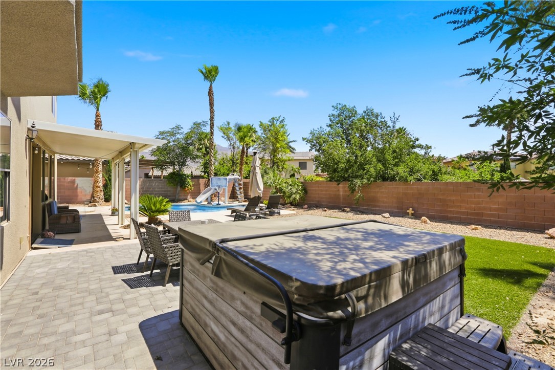 8834 Arroyo Azul Street Las Vegas NV 89131