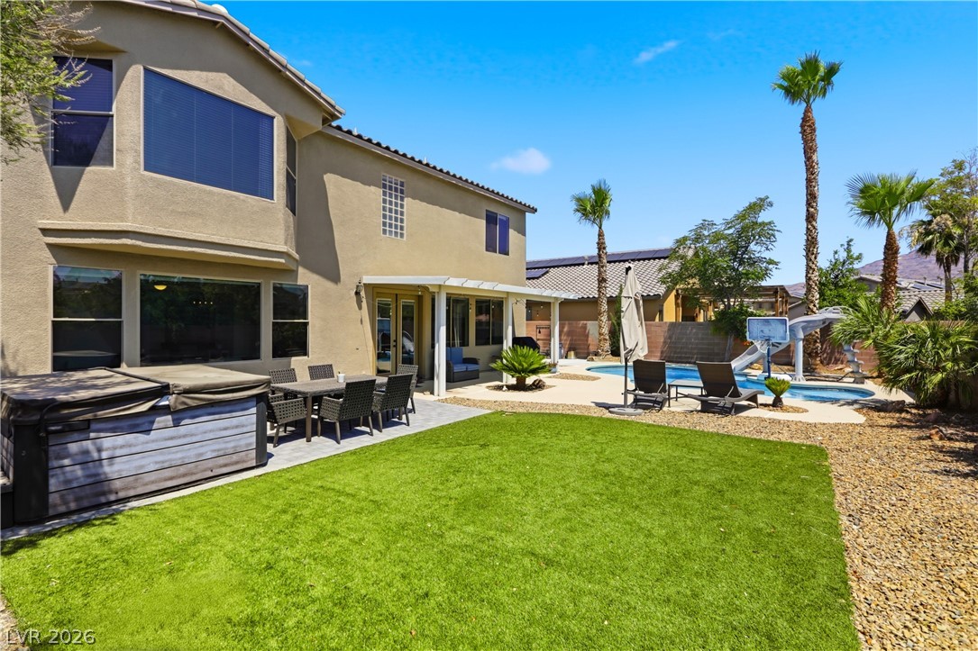 8834 Arroyo Azul Street Las Vegas NV 89131