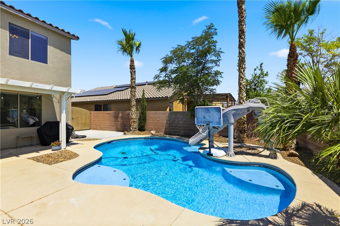 8834 Arroyo Azul Street Las Vegas NV 89131