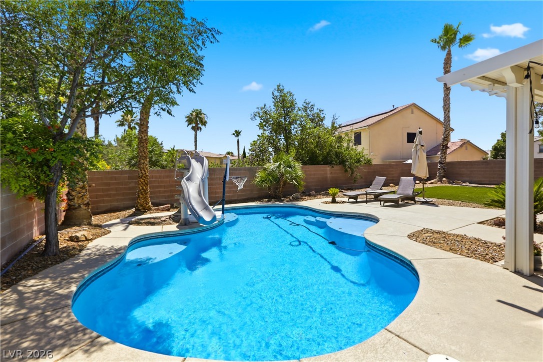 8834 Arroyo Azul Street Las Vegas NV 89131