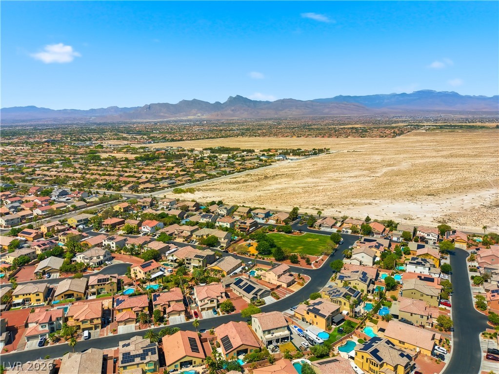 8834 Arroyo Azul Street Las Vegas NV 89131