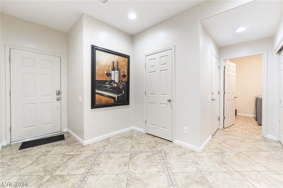 2572 Lockerbie Street Henderson NV 89044