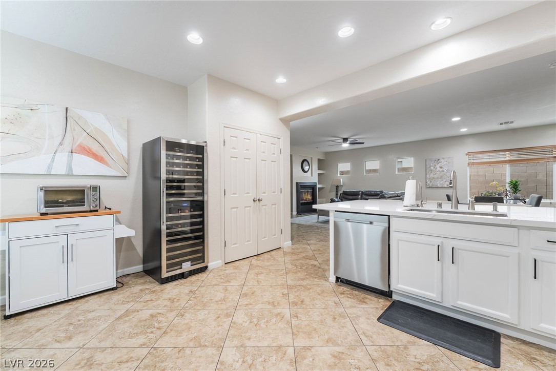 2572 Lockerbie Street Henderson NV 89044